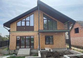 Будинок двоповерховий 192 м кв 154