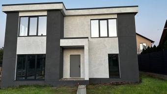 Будинок 2-поверховий 204 м кв 158