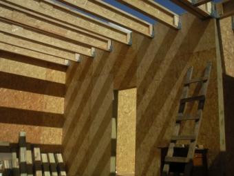 Канадський будинок, стіни і перекриття з сіп панелей, дах кроквяна з утепленням 3