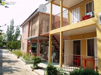 База відпочинку за енергозберігаючою технологією 3