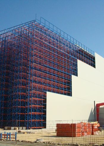 Ангари і склади 012